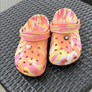 CROCS Women’s Vibrant Orange and Pink Sandals